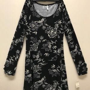 Black long sleeve dress with flowers (tags on)